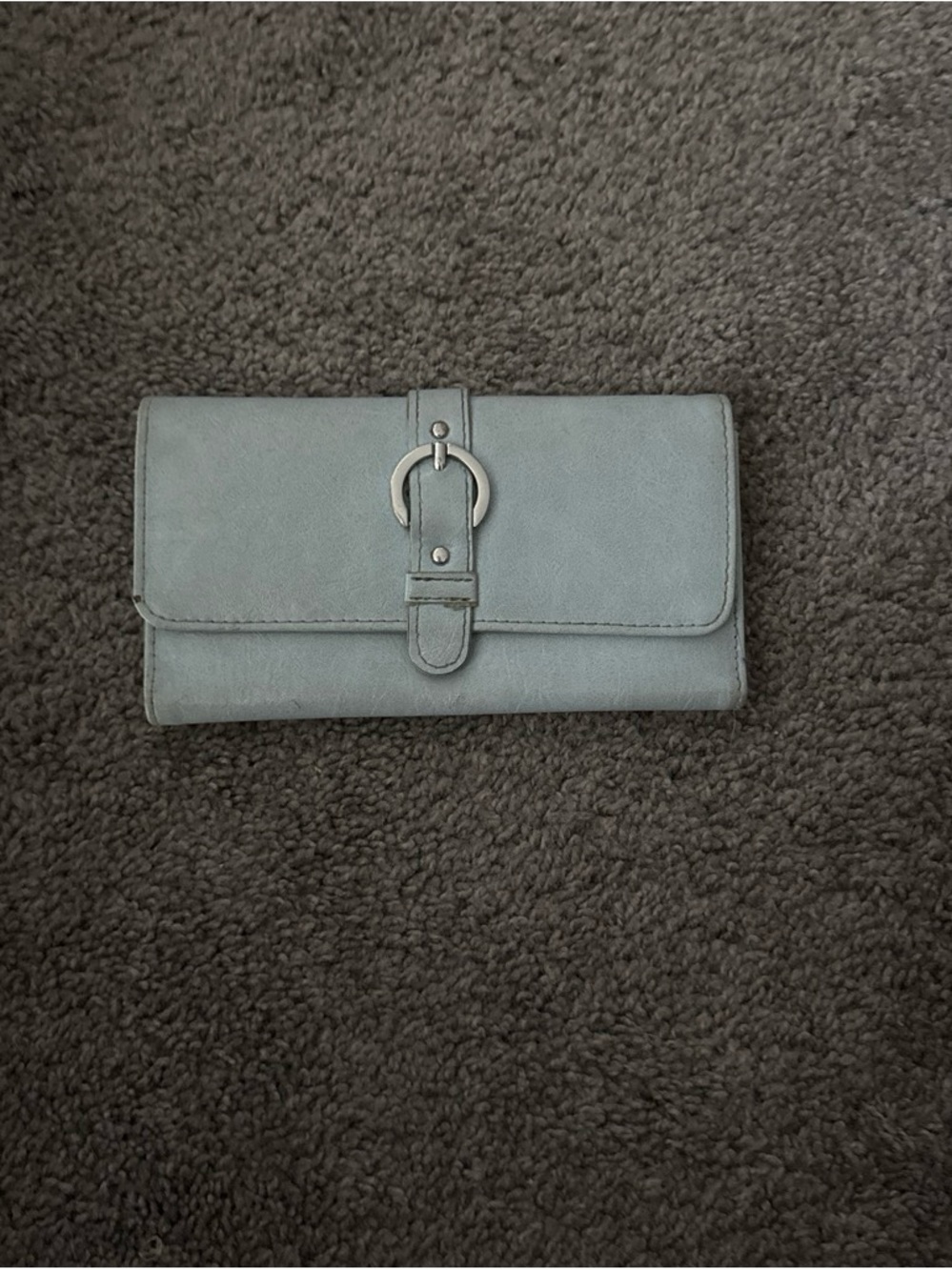 Classic Light Gray Women’s Clutch Wallet with Buckle Accent